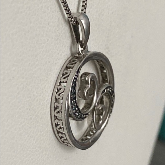 Kay Jewelers Jane Seymour Open Hearts Diamond Pendant The Wave 🌊 - Picture 7 of 9